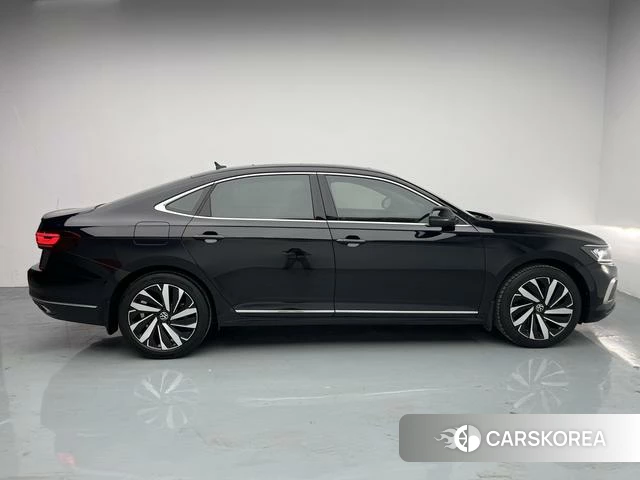 Volkswagen Passat id 4274367 из Китая 15