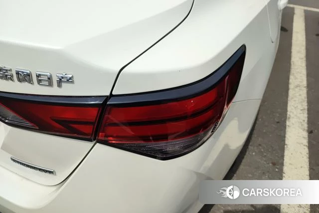 Nissan Xuan Yi id 4240689 из Китая 12