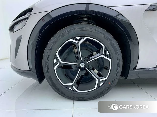 Xiaomi Car Xiaomi YU7 id 3919469 из Китая 24