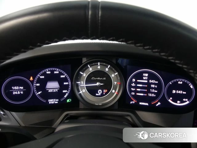 Porsche 911(992) id 4423301 из Кореи 15