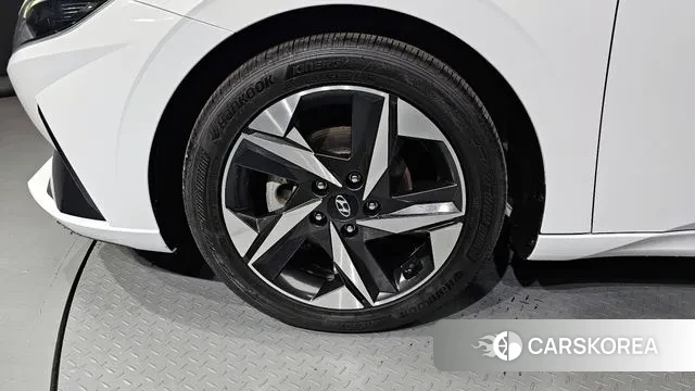 Hyundai Avante (CN7) id 3192918 из Кореи 15