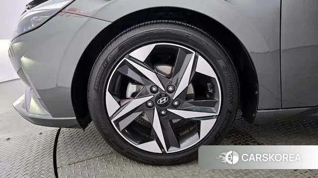 Hyundai Avante (CN7) id 3611920 из Кореи 15