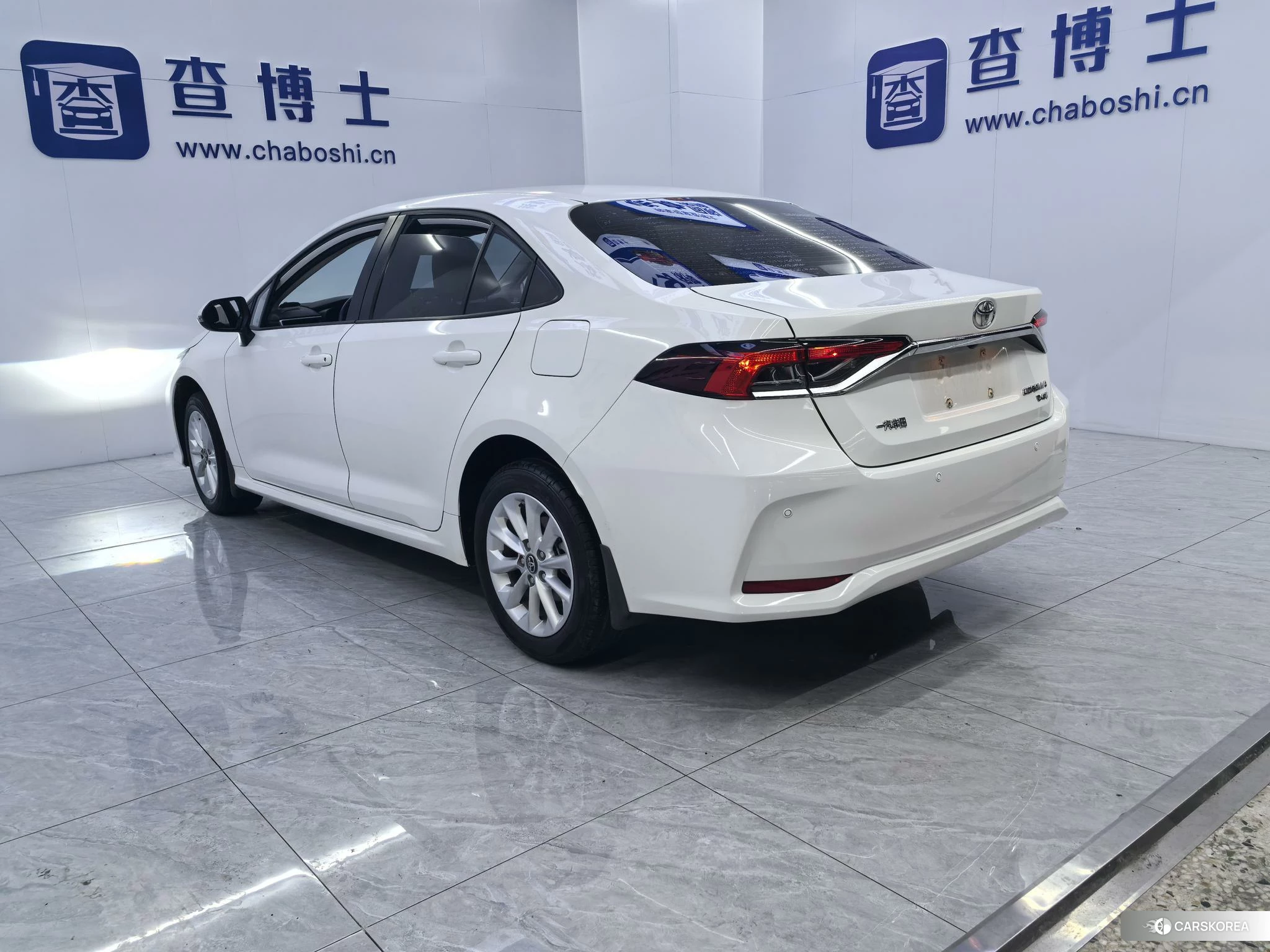 Toyota Corolla id 4504782 из Китая 7