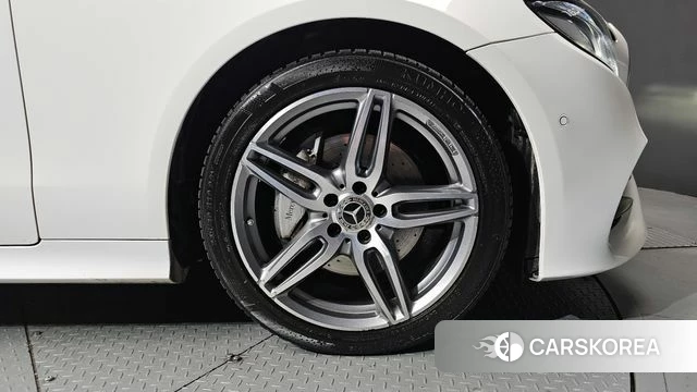 Mercedes-Benz E-Class W213 id 3828921 из Кореи 15