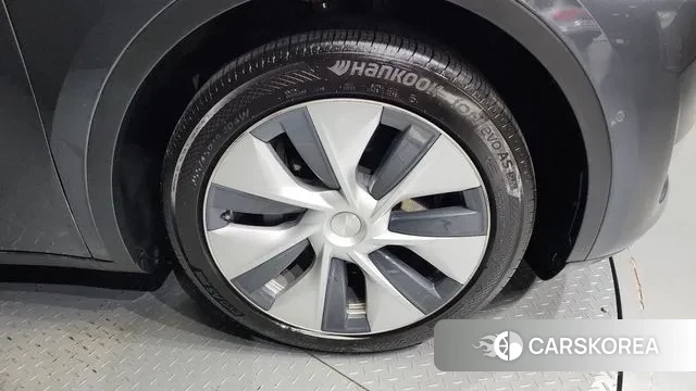 Tesla Model Y id 3116614 из Кореи 15