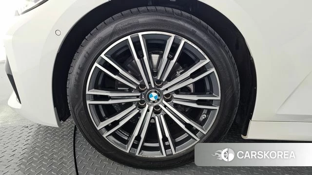 BMW 3 Series (G20) id 4624867 из Кореи 26