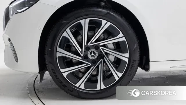 Mercedes-Benz E-Class W214 id 3739093 из Кореи 15