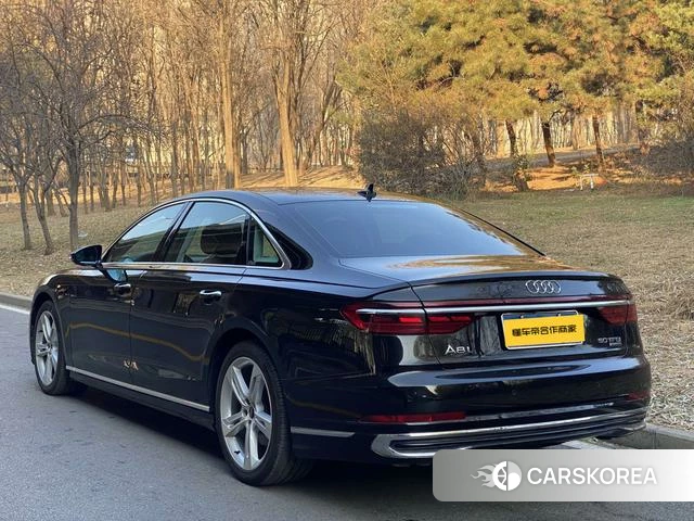 Audi A8 id 4241084 из Китая 8