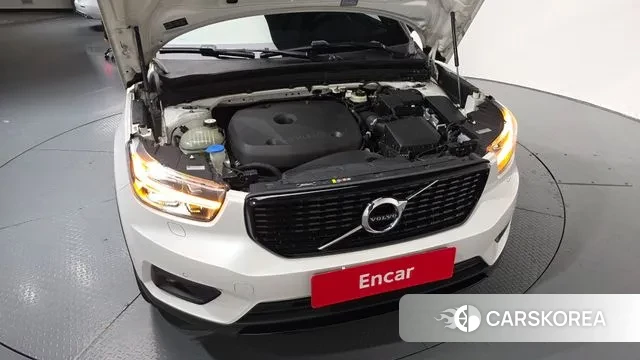 Volvo XC40 id 3396608 из Кореи 15