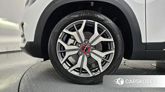 Kia Seltos id 4871982 из Кореи 29