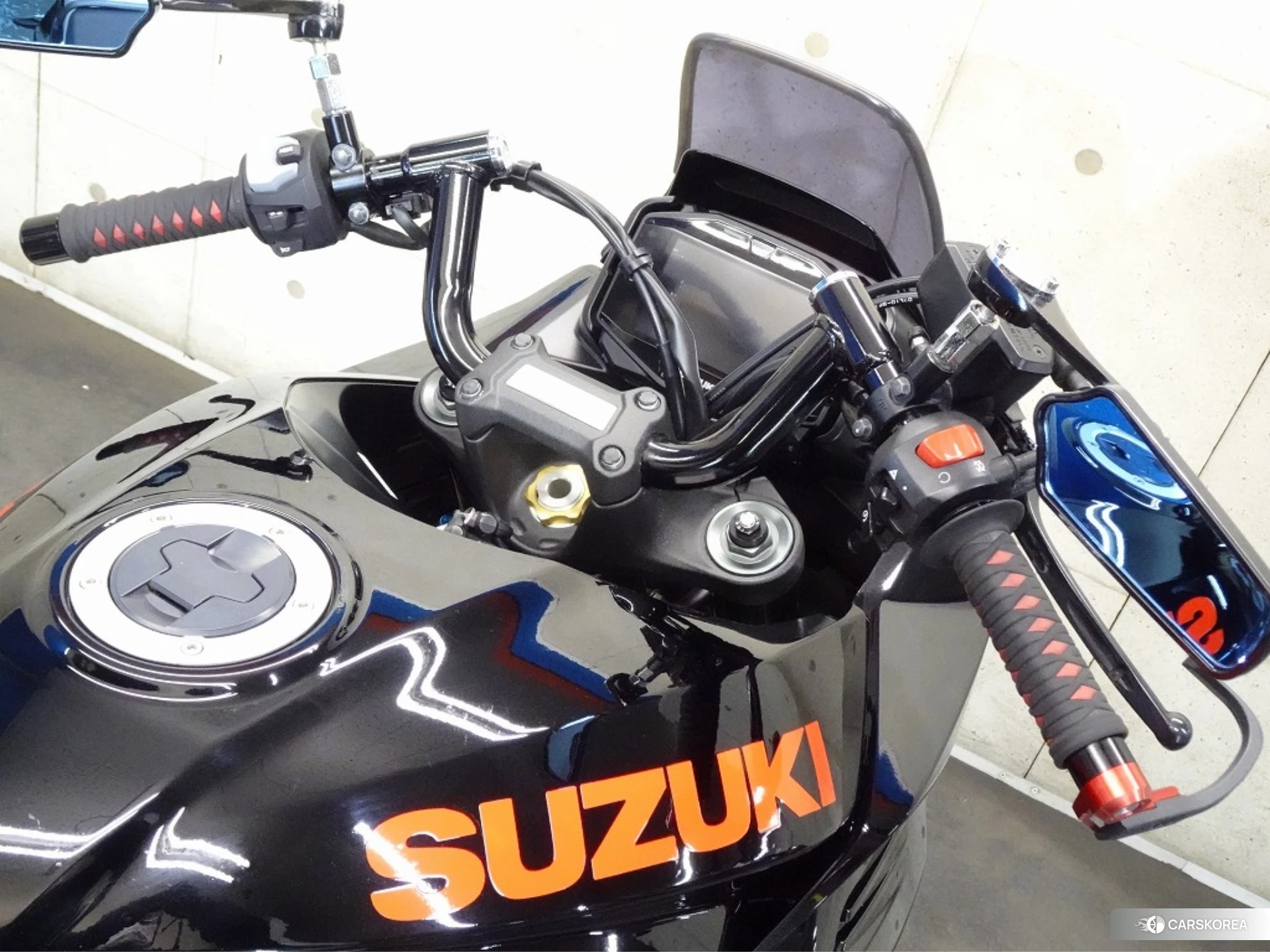 Suzuki GSX-S1000S Katana id 3947858 из Японии 26