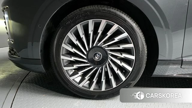 Hyundai Grandeur Hybrid (GN7) id 3793429 из Кореи 15