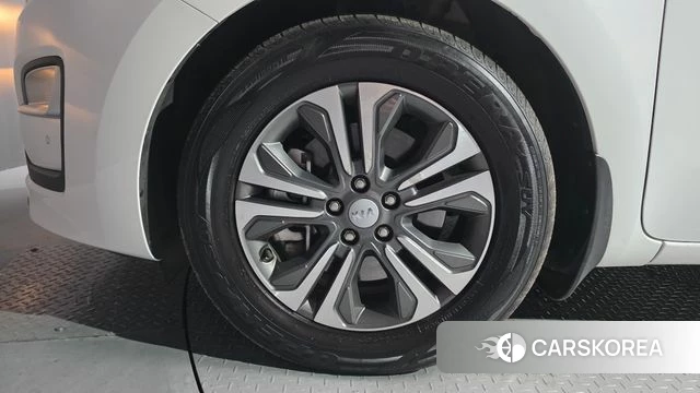 Kia The New Carnival id 4530776 из Кореи 25