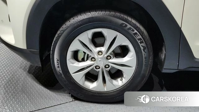 Ssangyong The New Torres id 3914317 из Кореи 15