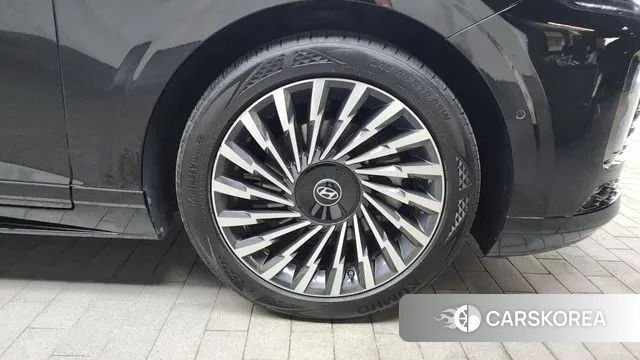 Hyundai Grandeur (GN7) id 3042934 из Кореи 15