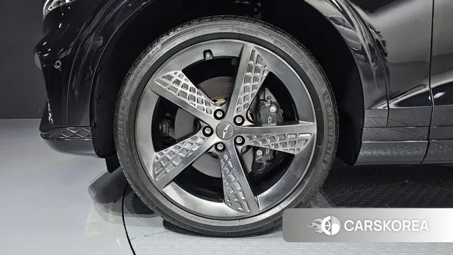 Genesis GV70 id 3389912 из Кореи 15