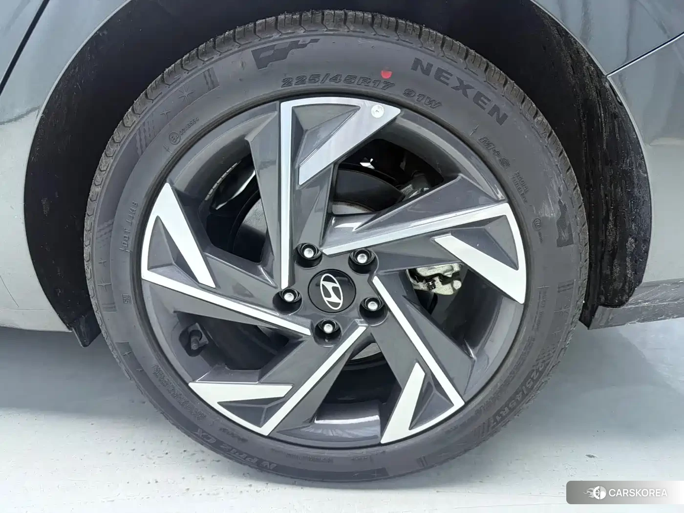 Hyundai Elantra id 4680825 из Китая 15