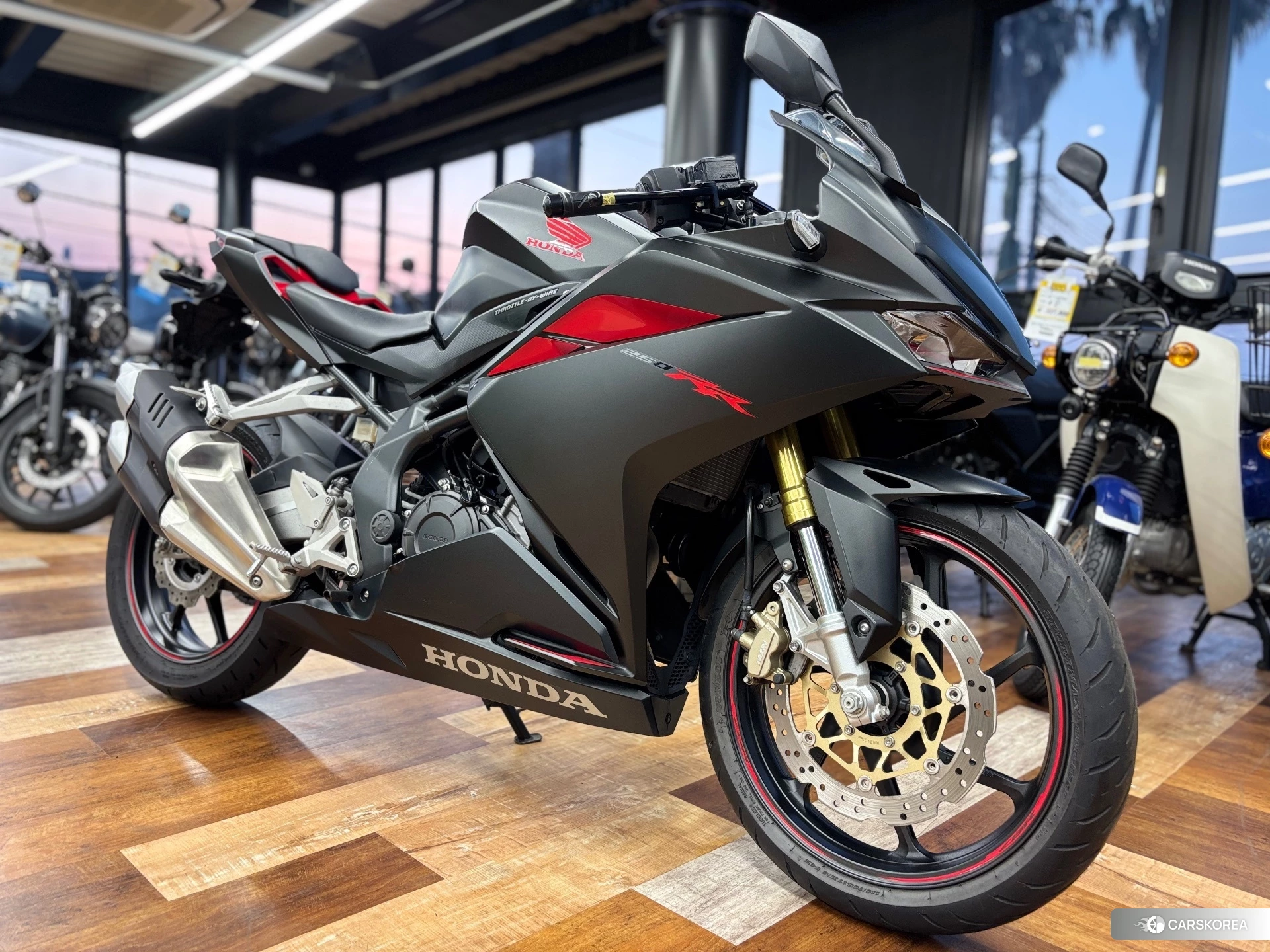 Honda CBR250RR 2017 из Японии, фото 4