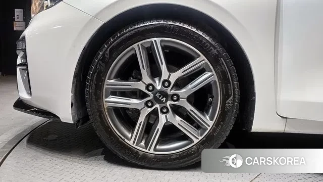 Kia Come New K3 id 3617335 из Кореи 15