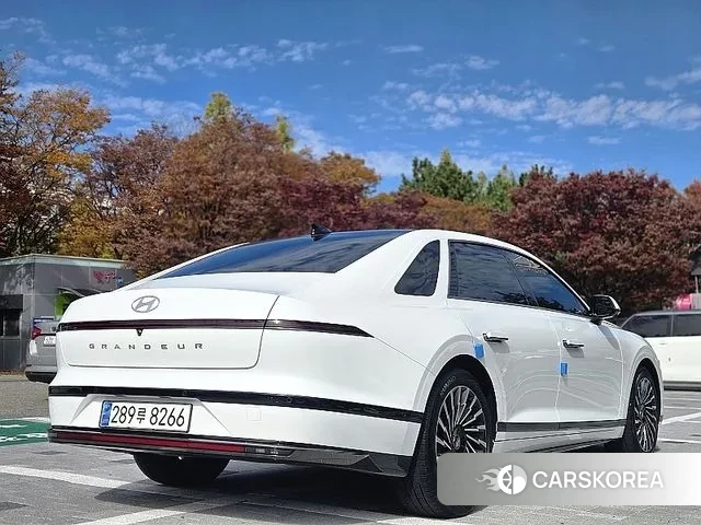 Hyundai Grandeur (GN7) id 3523719 из Кореи 15