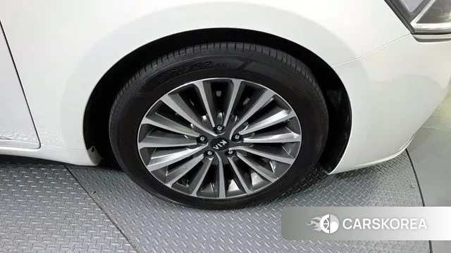 Kia Come New K7 id 3439820 из Кореи 15