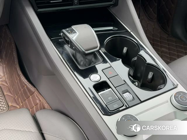 Volkswagen Touareg id 4209686 из Китая 11