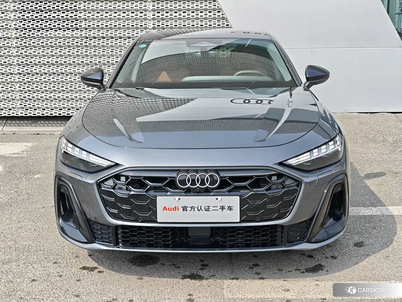 Audi A5L 2025 Silver/gray из Китая, фото 5