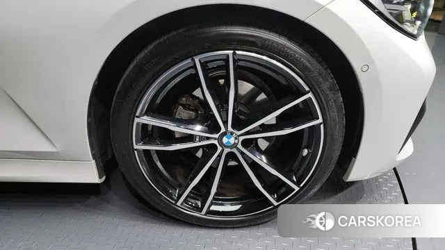 BMW 3 Series (G20) id 3366620 из Кореи 15