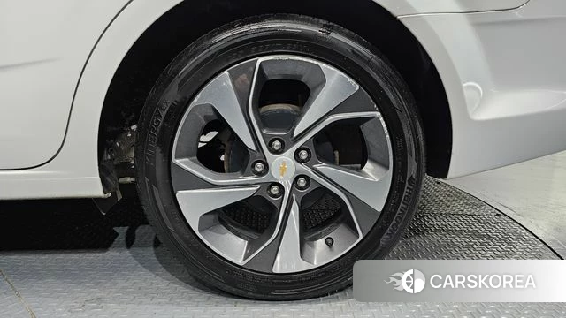 Chevrolet (GM Daewoo) The New Aveo Sedan id 3796370 из Кореи 15