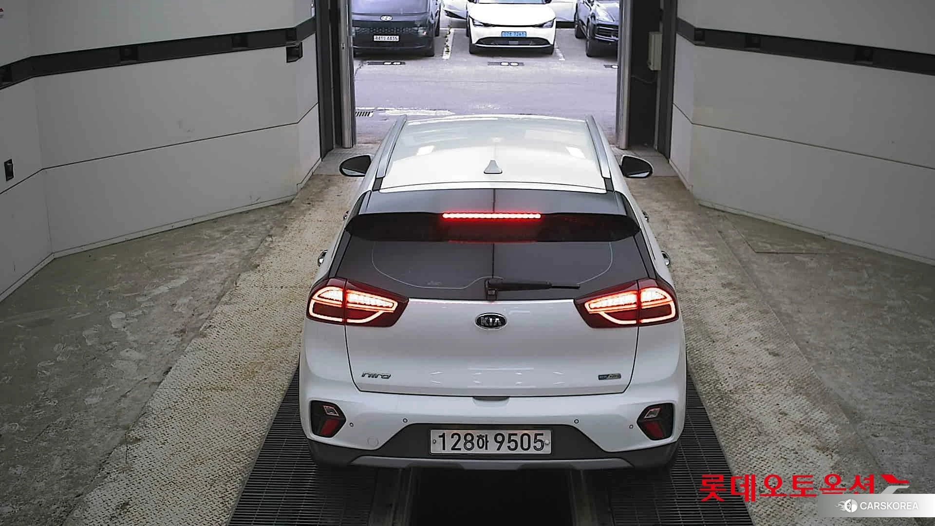 Kia Niro Hybrid id 4289581 из Кореи 32