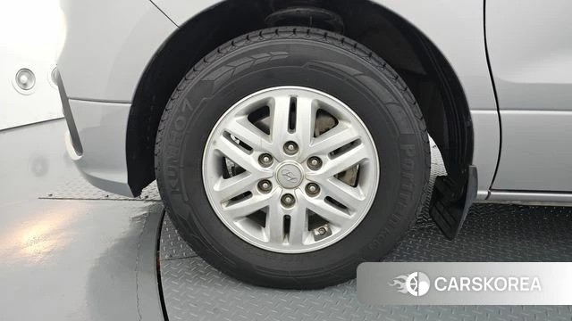 Hyundai The New Grand Starex id 4362597 из Кореи 15