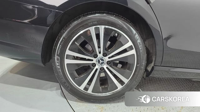 Mercedes-Benz E-Class W213 id 4434387 из Кореи 27
