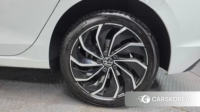 Volkswagen Golf 8th Generation id 3654381 из Кореи 15