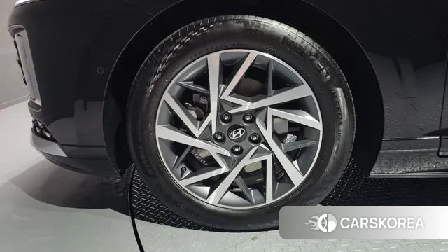 Hyundai Grandeur (GN7) id 3305625 из Кореи 15