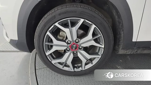 Kia Seltos id 3454315 из Кореи 15