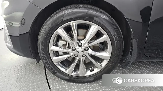 Kia The New Carnival id 3050705 из Кореи 15