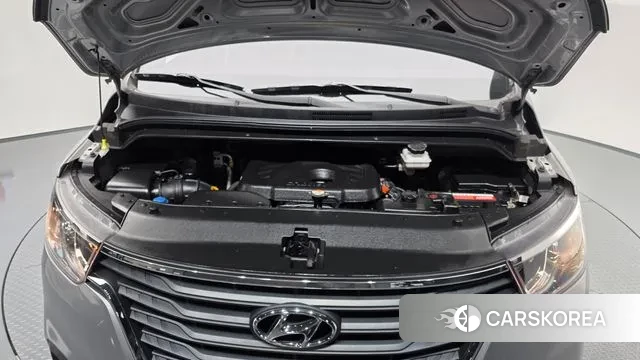 Hyundai The New Grand Starex id 3748459 из Кореи 15