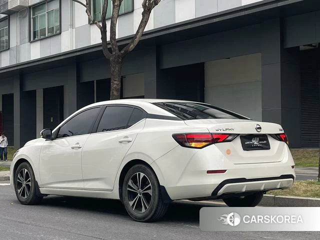 Nissan Xuan Yi 2023 Белый из Китая, фото 5