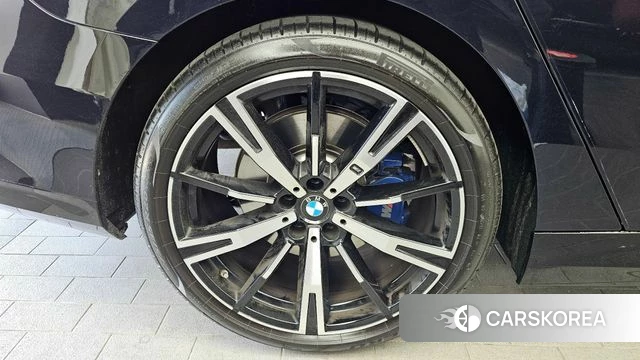 BMW 5 Series (G60) id 4266398 из Кореи 31