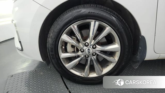 Kia The New Carnival id 4531013 из Кореи 28