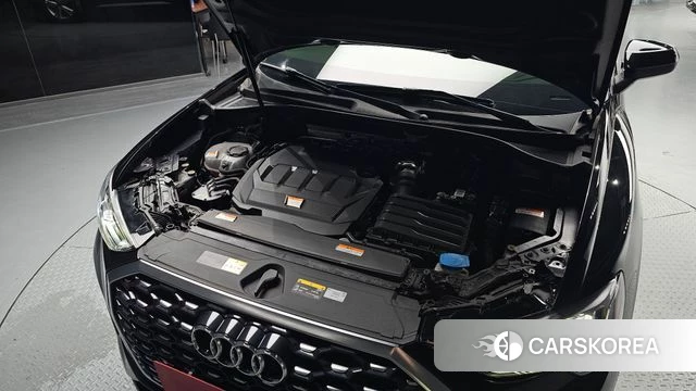 Audi Q3 (F3) id 4650653 из Кореи 30