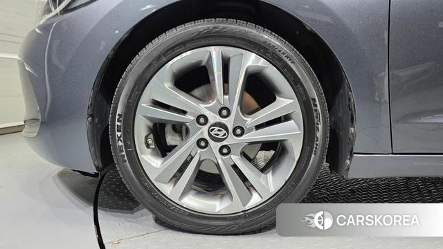 Hyundai Avante AD id 4944344 из Кореи 25