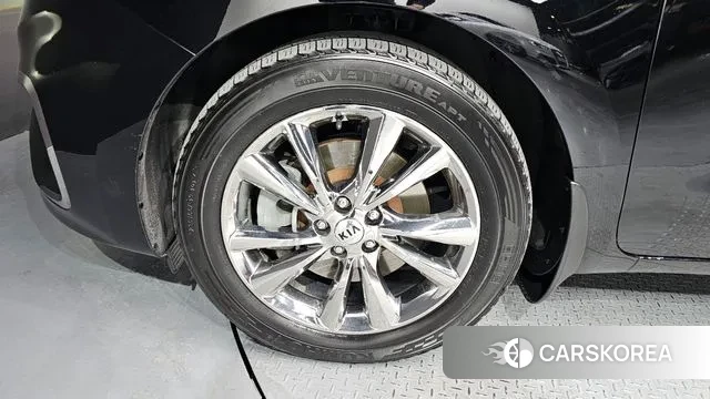 Kia The New Carnival id 3563080 из Кореи 15