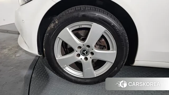 Mercedes-Benz C-Class W205 id 3667126 из Кореи 16