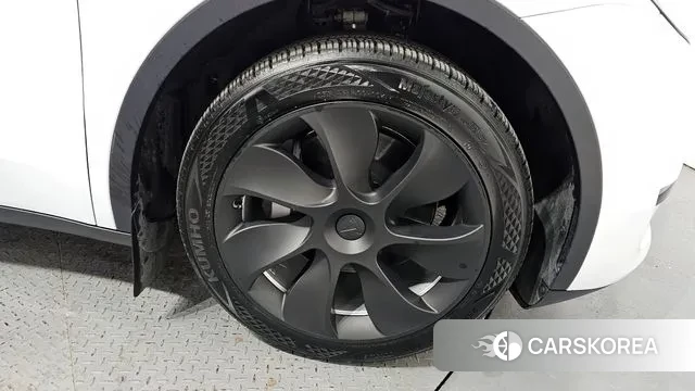 Tesla Model Y id 3696334 из Кореи 15