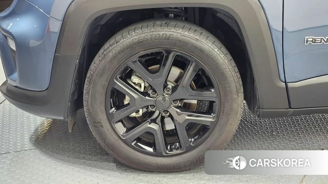 Jeep Renegade id 4533695 из Кореи 29