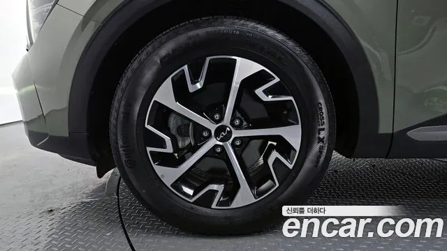 Kia Sportage 5th Generation Hybrid id 2633684 из Кореи 15