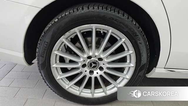 Mercedes-Benz E-Class W213 id 4501696 из Кореи 29
