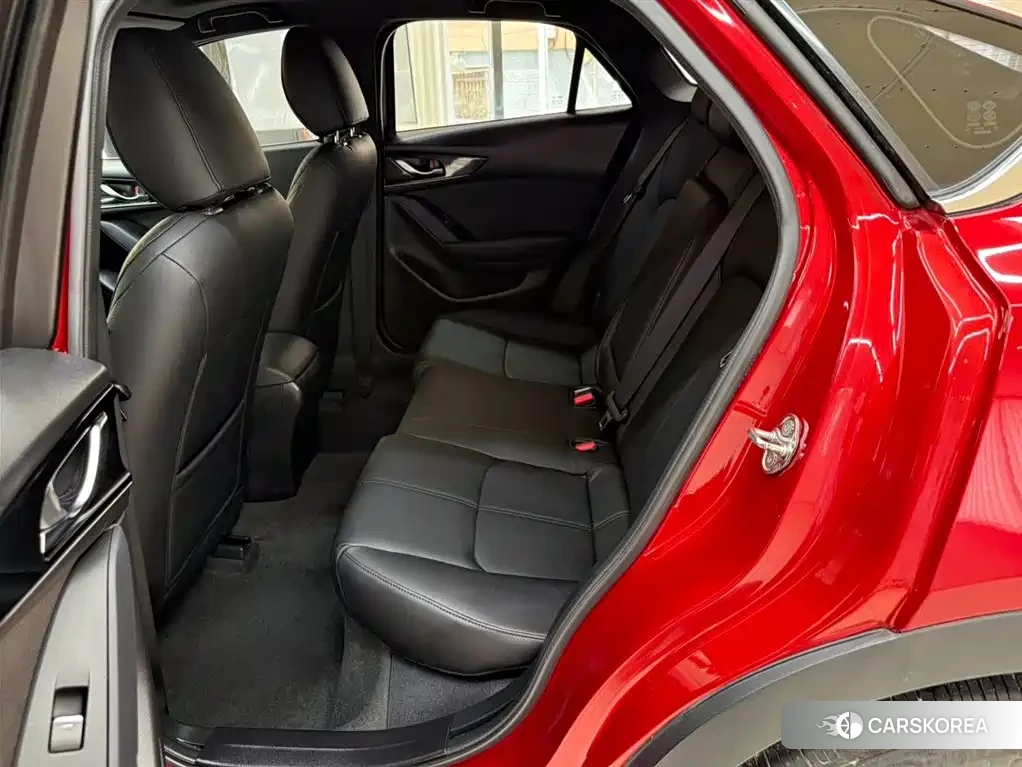 Mazda CX-4 id 4664612 из Китая 18