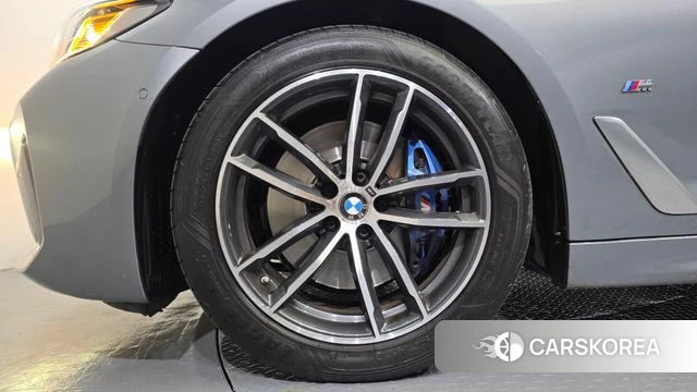 BMW 5 Series (G30) id 4500428 из Кореи 26